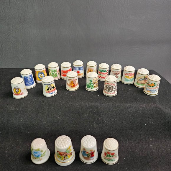 Mixed Lot Franklin Mint & others FP Fine Porcelain Thimbles 1” tall lot of 20 EU - Picture 1 of 3